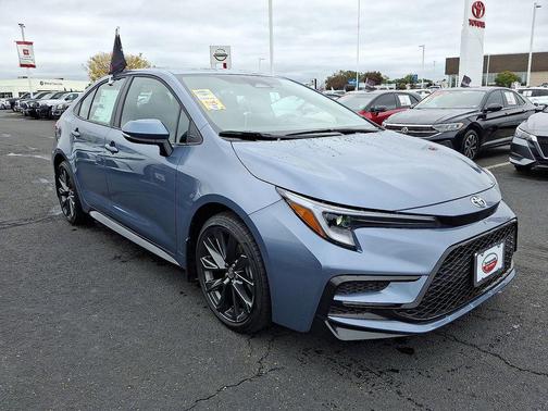 2025 Toyota Corolla SE