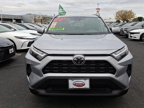 2025 Toyota RAV4 Hybrid XLE