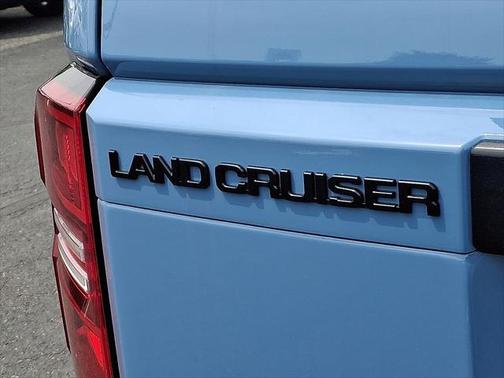 2025 Toyota Land Cruiser Base