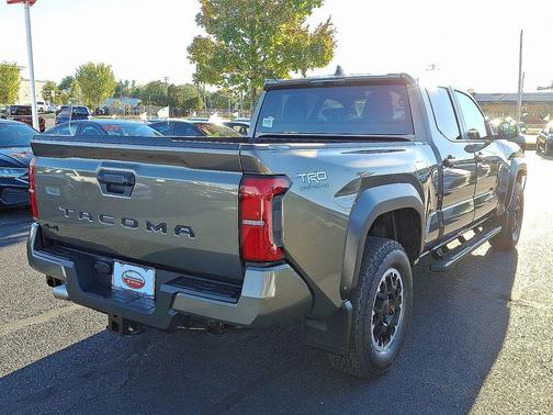 2025 Toyota Tacoma TRD Off-Road