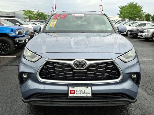 2022 Toyota Highlander XLE