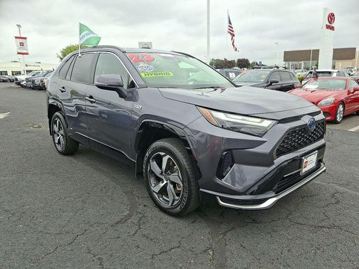 2023 Toyota RAV4 Prime SE