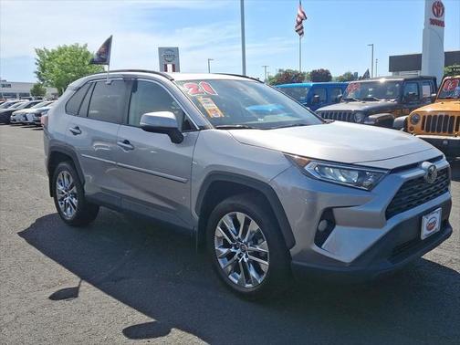 2021 Toyota RAV4 XLE Premium