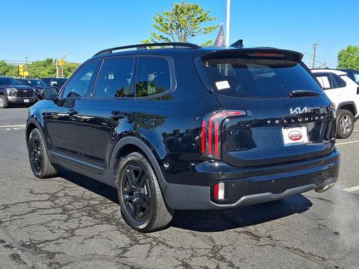 Ebony Black 2024 Kia Telluride SX Prestige X-Line