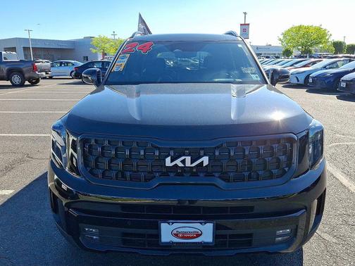 Ebony Black 2024 Kia Telluride SX Prestige X-Line