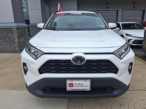 Super White 2021 Toyota RAV4 XLE