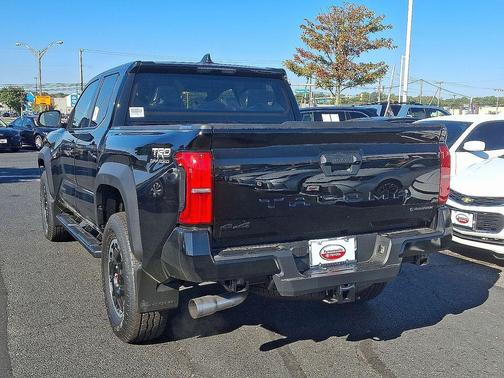 2025 Toyota Tacoma TRD Off Road