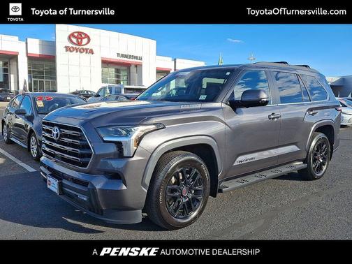 2024 Toyota Sequoia SR5