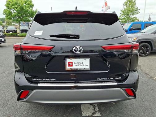 2023 Toyota Highlander Platinum