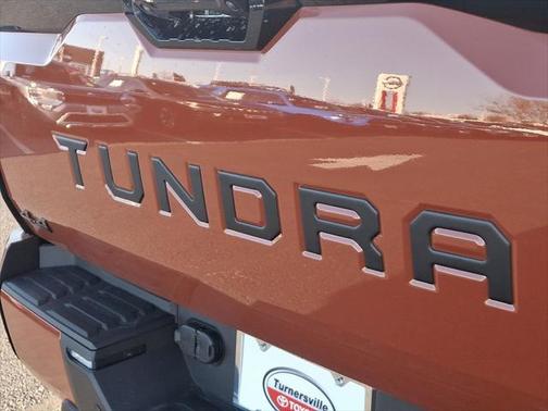 2025 Toyota Tundra Hybrid Platinum