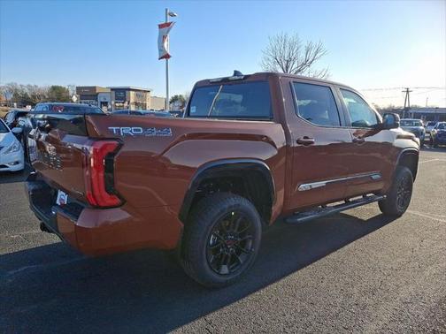 2025 Toyota Tundra Hybrid Platinum