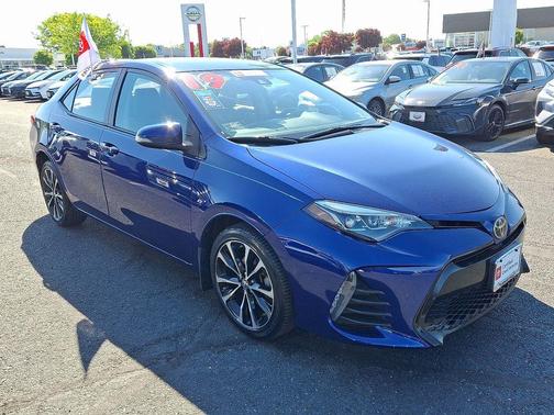 Blue Crush Metallic 2019 Toyota Corolla SE