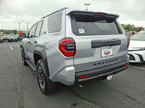 2025 Toyota 4Runner TRD Off Road