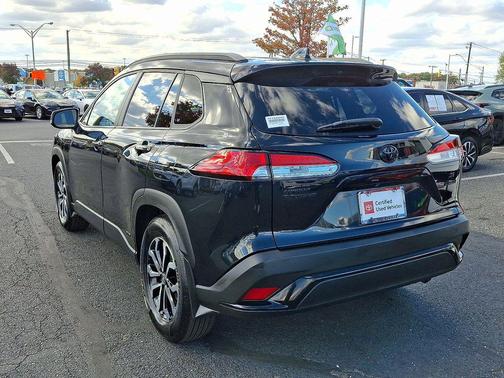 2024 Toyota Corolla Hybrid SE