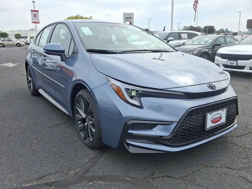 2025 Toyota Corolla SE