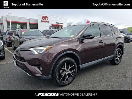 Black Currant Metallic 2017 Toyota RAV4 SE