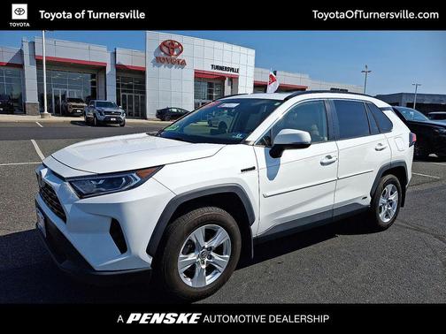 2020 Toyota RAV4 Hybrid XLE