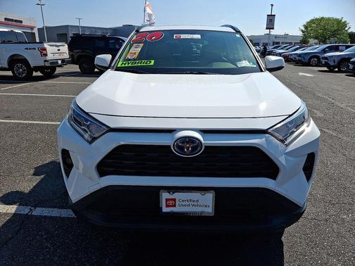 2020 Toyota RAV4 Hybrid XLE