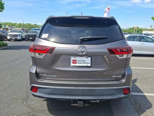 2019 Toyota Highlander SE