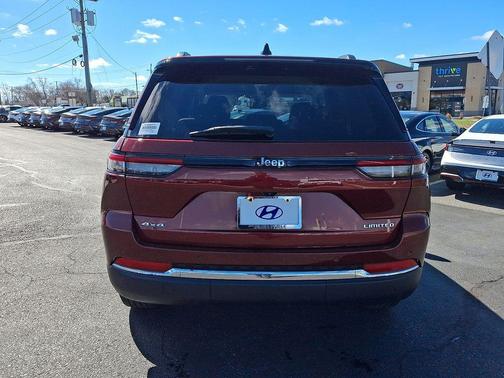 Velvet Red Pearlcoat 2023 Jeep Grand Cherokee Limited