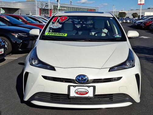 2019 Toyota Prius XLE