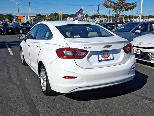 2018 Chevrolet Cruze LT