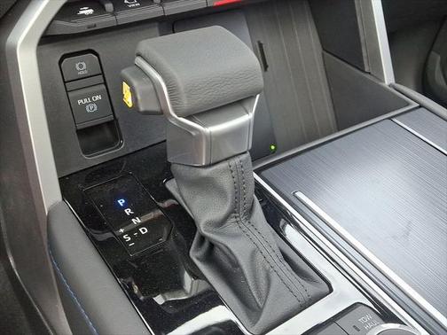 2025 Toyota Sequoia Platinum