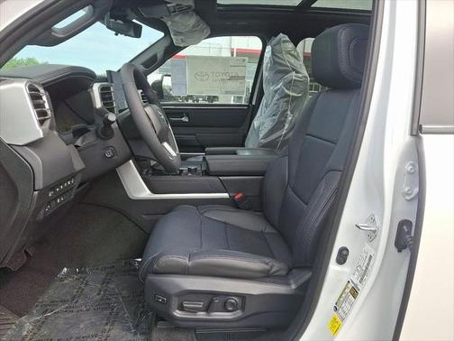 2025 Toyota Sequoia Platinum