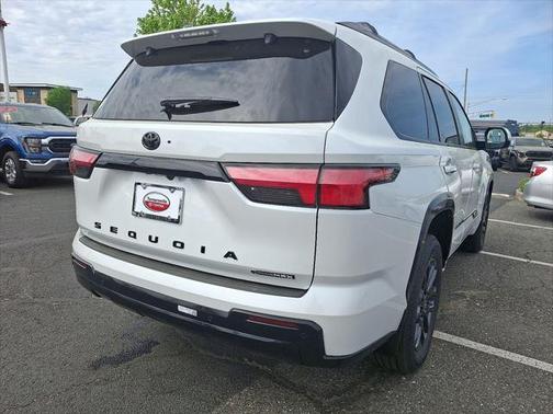 2025 Toyota Sequoia Platinum
