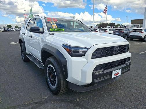 2025 Toyota 4Runner TRD Off Road