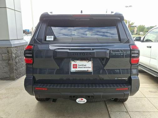 2025 Toyota 4Runner TRD Off Road