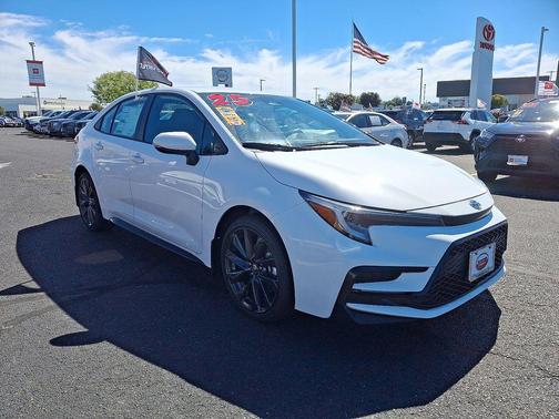 2025 Toyota Corolla SE