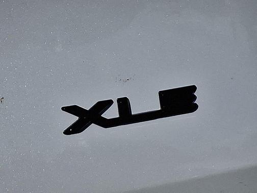 Wind Chill Pearl 2026 Toyota Grand Highlander XLE