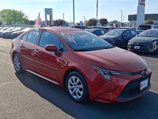 Barcelona Red Metallic 2020 Toyota Corolla LE