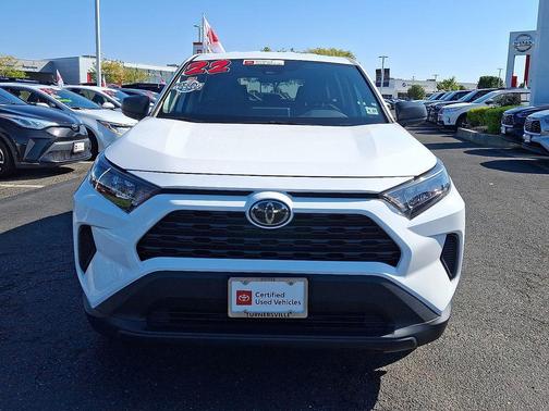 2022 Toyota RAV4 LE