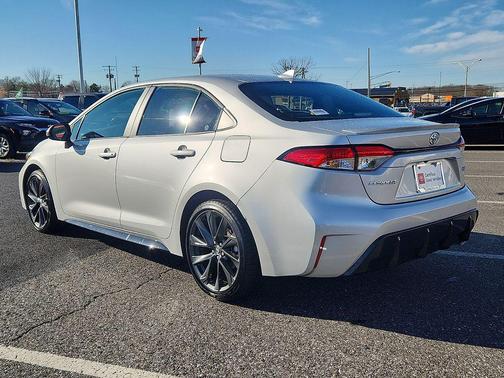 2025 Toyota Corolla SE