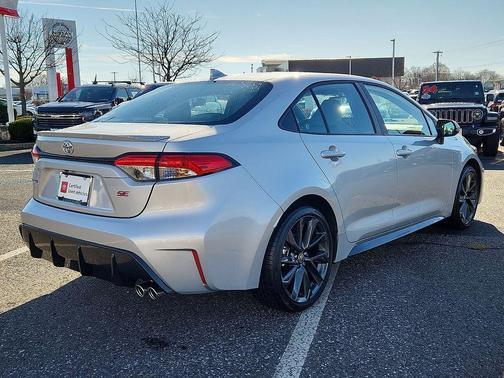 2025 Toyota Corolla SE