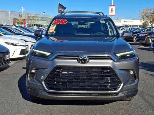 2026 Toyota Grand Highlander Platinum