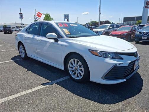 2022 Toyota Camry LE
