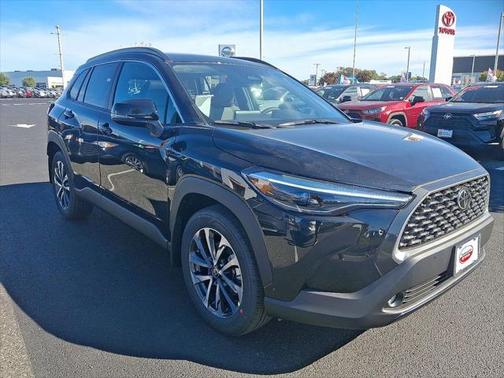 2025 Toyota Corolla Cross XLE