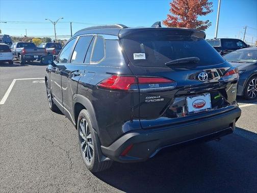 2025 Toyota Corolla Cross XLE