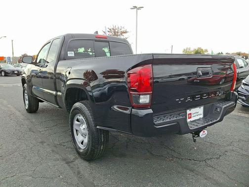 2022 Toyota Tacoma SR