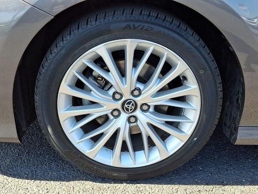 Predawn Gray Mica 2020 Toyota Camry XLE