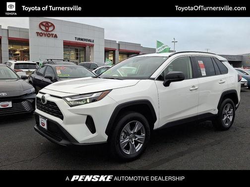 2025 Toyota RAV4 Hybrid SE