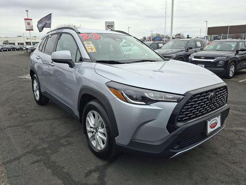 2023 Toyota Corolla Cross LE