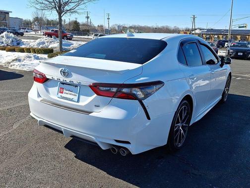 2023 Toyota Camry SE