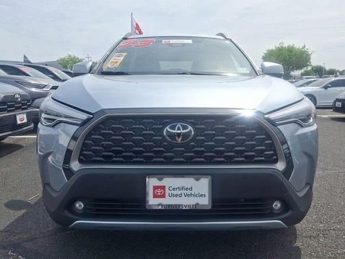 Sonic Silver 2023 Toyota Corolla Cross XLE