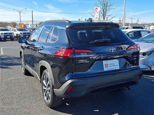 2023 Toyota Corolla Cross XLE