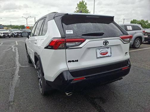 2025 Toyota RAV4 Hybrid SE