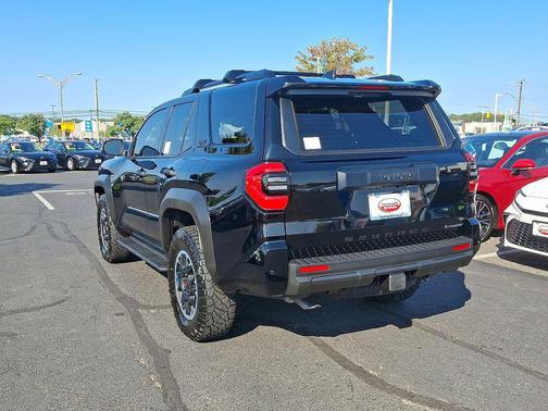 2025 Toyota 4Runner TRD Off Road